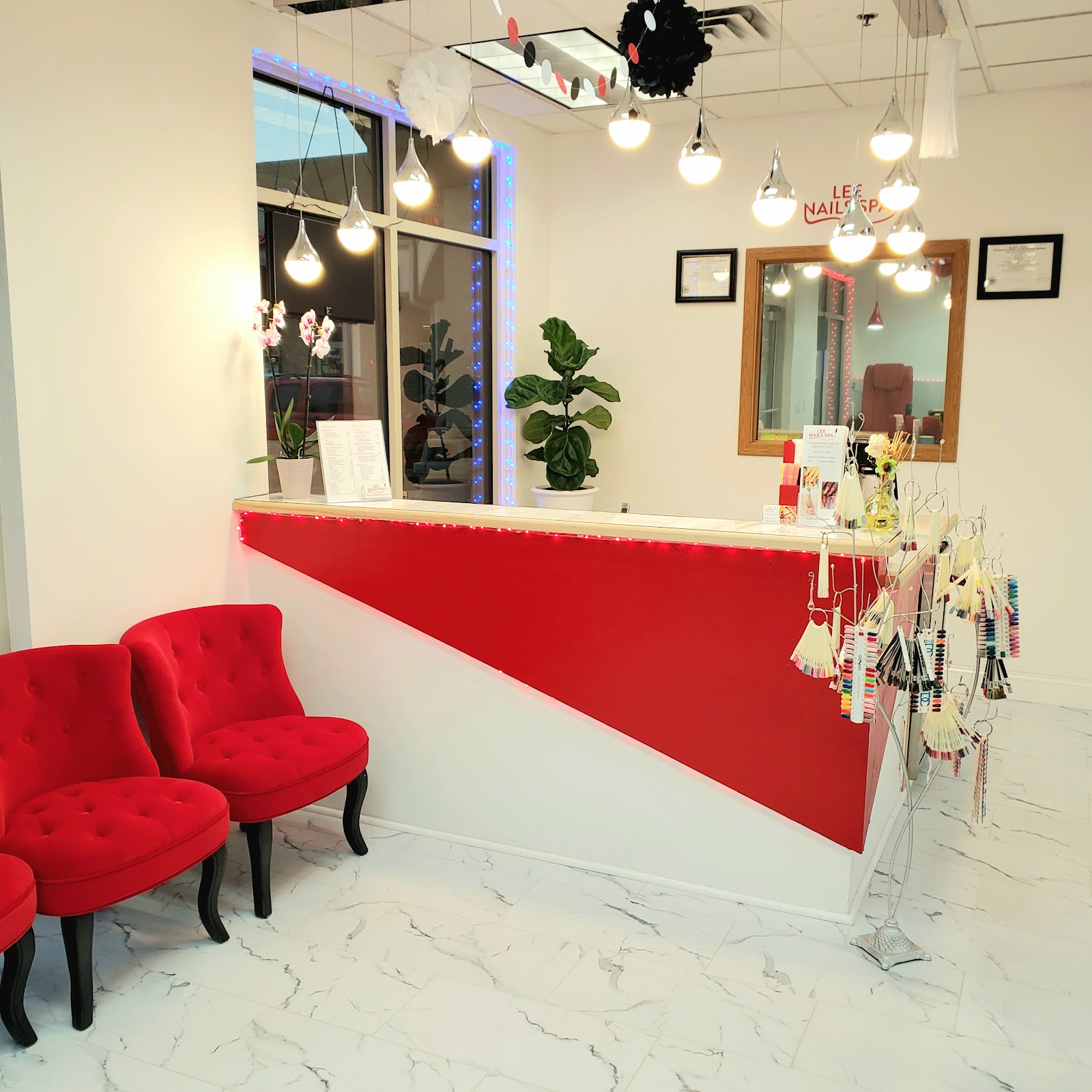 LEE NAILS SPA nail photo 6